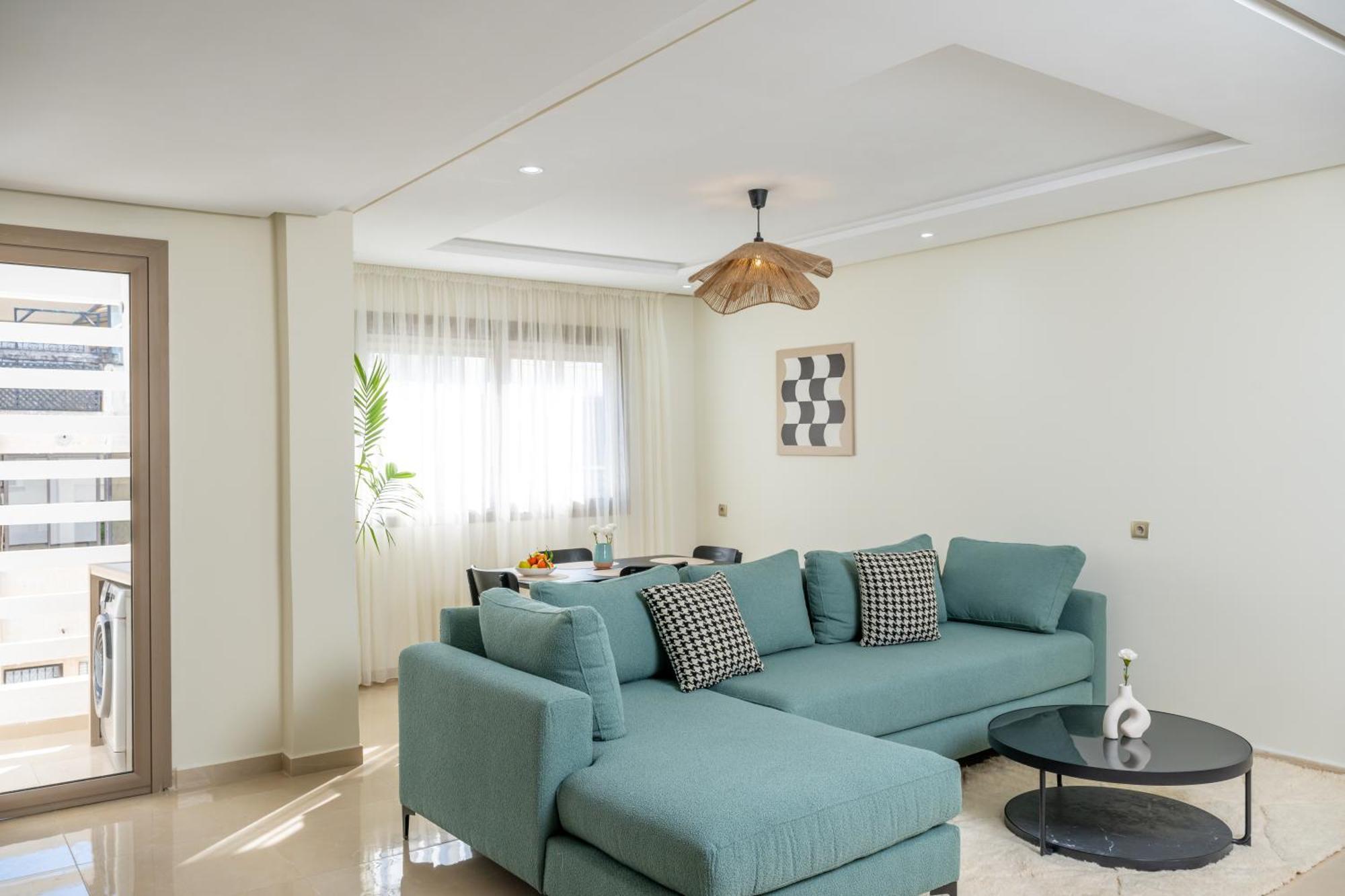 Charming Cozy With Terrace, Agdal Apartment